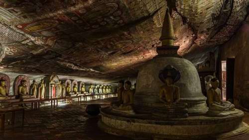 Walk through the sacred Dambulla caves