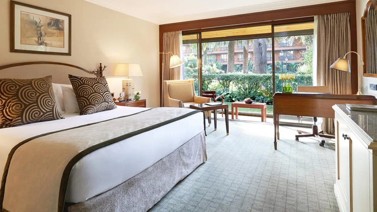 Kenya Grand Safari Stay At Treetops With 7 Night Mombasa Beach Extension Touring Hotels Image 1