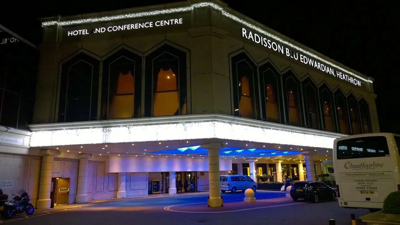 Radisson Blu Hotel Ext