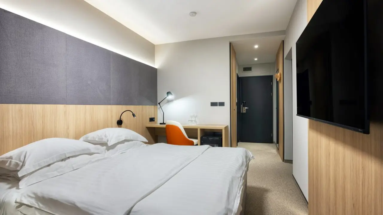 Hotel Kompas Mini 2