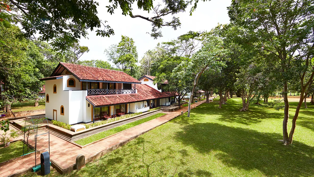 Sri Lanka Temples, Safari And Beach Touring Hotels Beach Extension Image 3