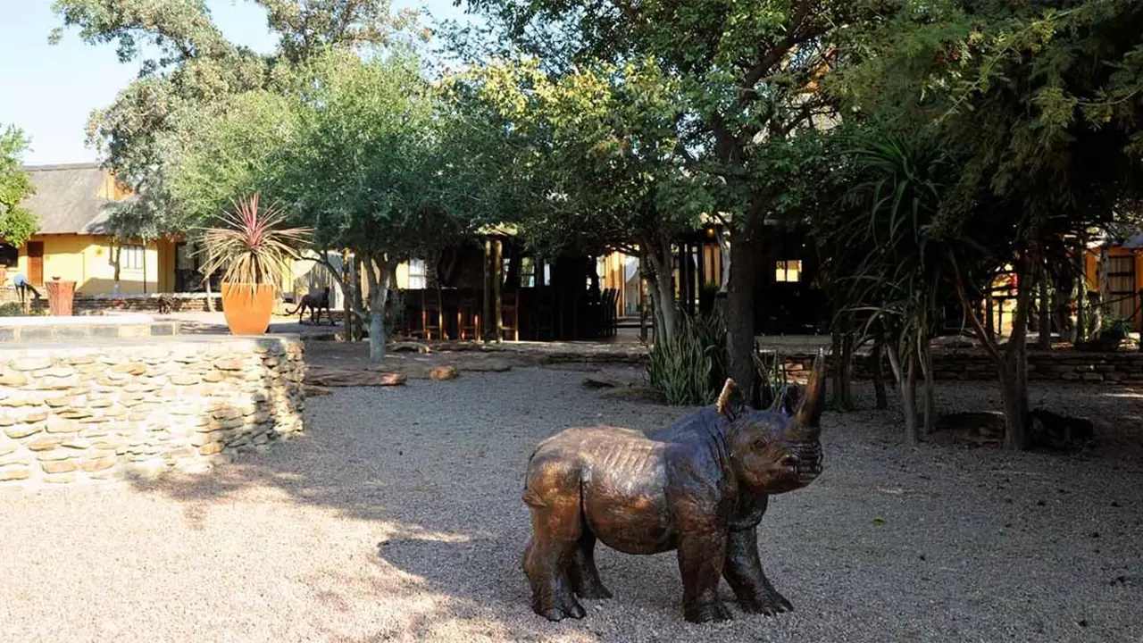 Elephant Lodge18