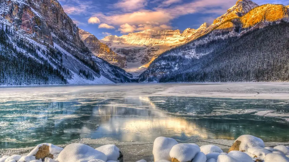 Sh 233735695 Lake Louise Winter Canada (1)